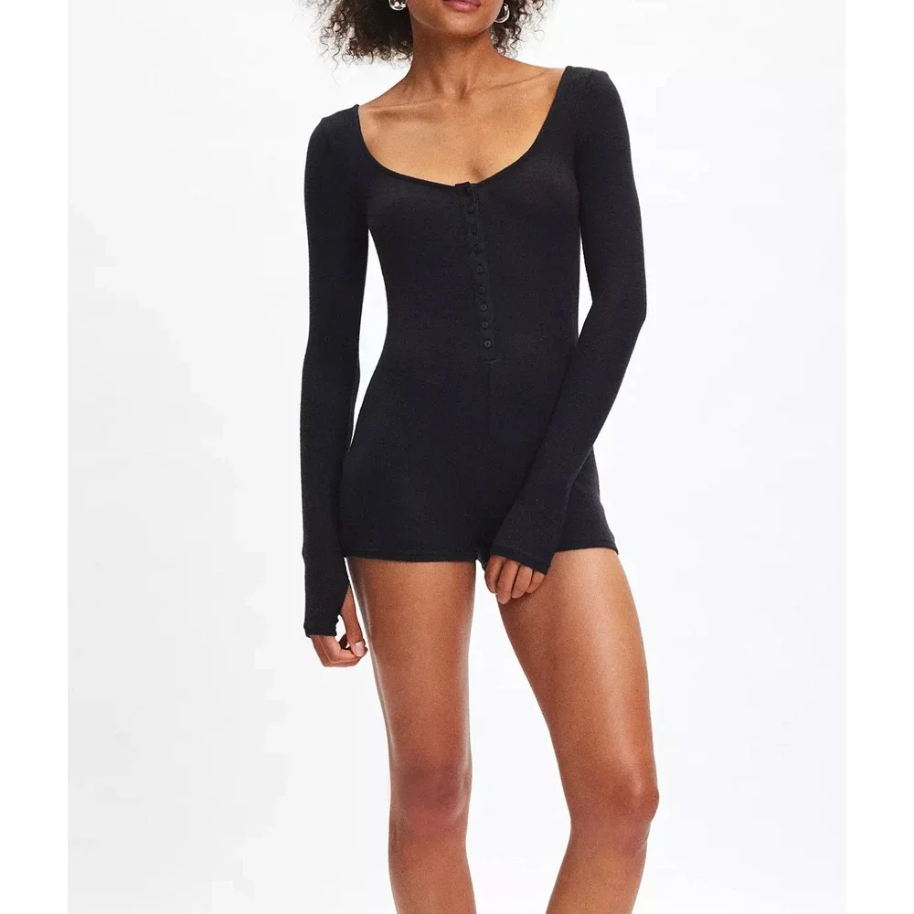 NEW Out from Under Womens Lounge Around Knit Henley Romper Size L Black Cozy - Picture 2 of 13